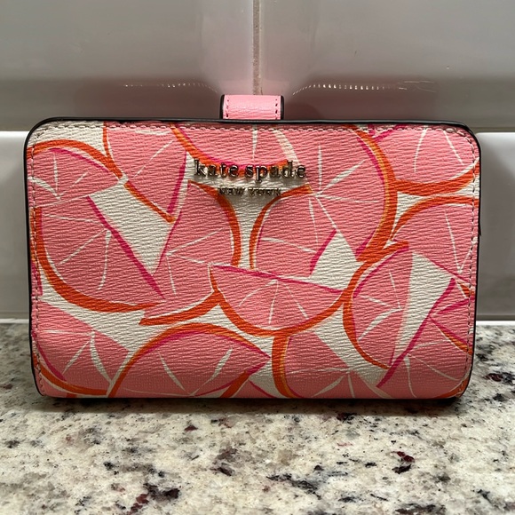 Kate Spade Grapefruit Wallet EUC - Picture 1 of 8